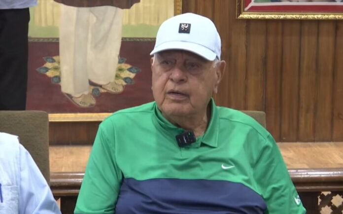 Farooq Abdullah speaking at a press conference regarding Leh violence